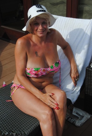 300px x 444px - Free Mature Saggy Tits Pics, Hot Older Women at Mature Porn Pics .com