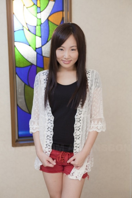 Innocent Japanese babe poses in her cute red short at the casting 59612086