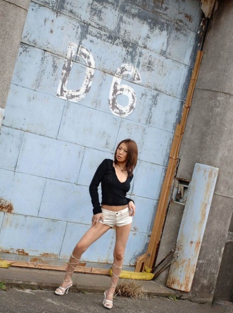 Japanese redhead June displays her great body during solo action 12759418