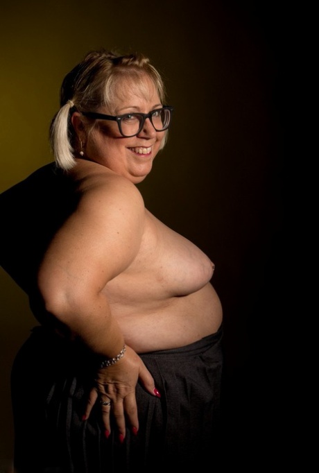 Glasses Fat Sex - Blonde Chubby Glasses Porn Pics & Mature Sex Photos - MaturePornPics.com