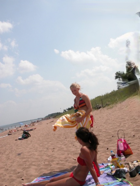 Compilation of girls being secretly recorded at the beach in bikinis 18115339