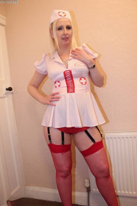 Blonde Nurse Outfit Porn - Blonde Mature Nurse Porn Pics & Mature Sex Photos - MaturePornPics.com