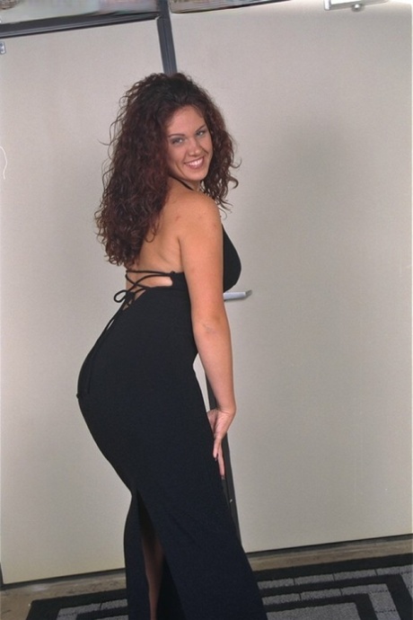 Brunette big tit fatty Autumn showing her nasty little twat 35532075